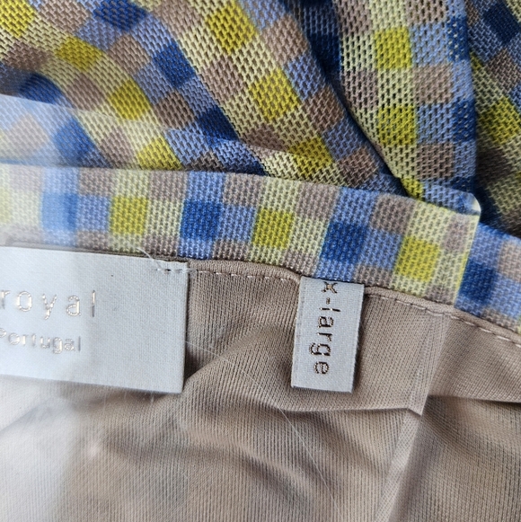 Rich & Royal Dress Mesh Dress - Picture 7 of 15